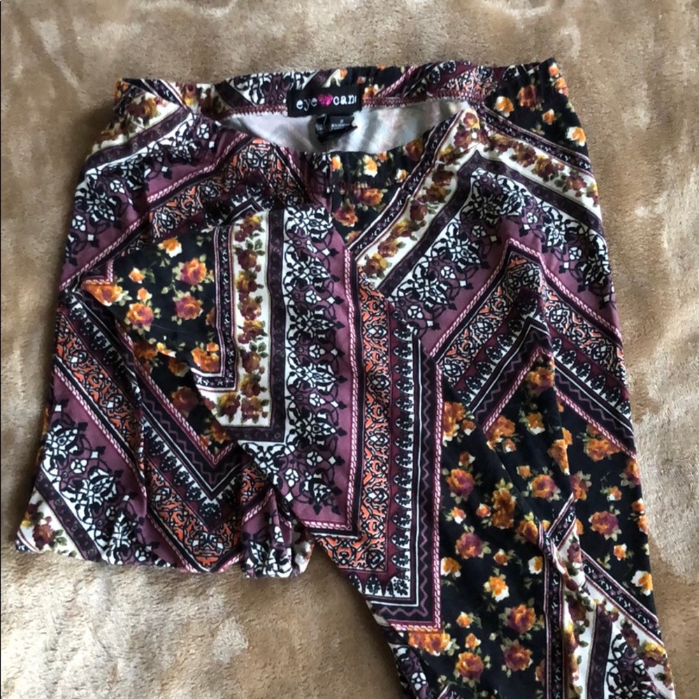 Patterned leggings